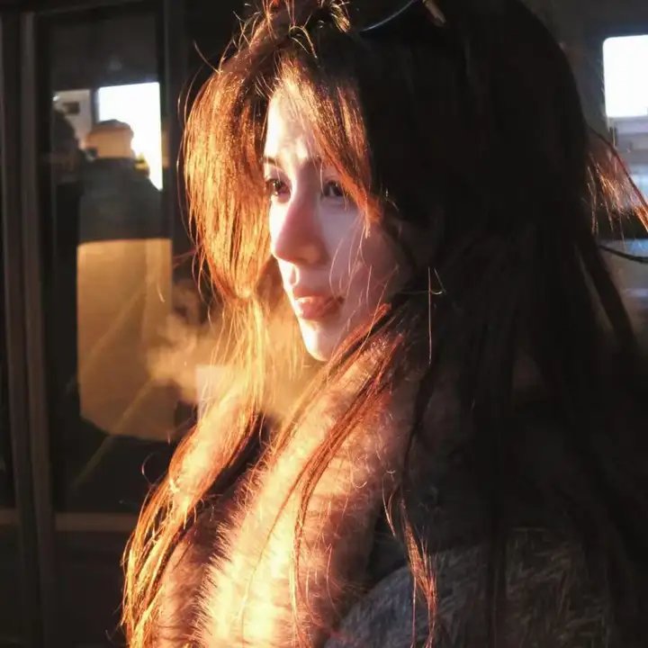 落魄女佣竟是千金